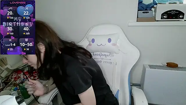 Snapshot of crashtest_13 chatting on September 18, 2025, 9:34 am crashtest 13 online show from September 18, 2025, 9:34 am