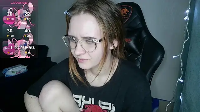 Snapshot of crashtest_13 chatting on February 26, 2025, 7:10 pm crashtest 13 online show from February 26, 2025, 7:10 pm