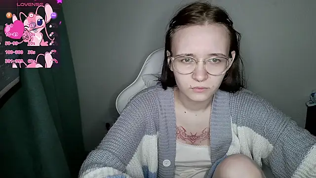 Snapshot of crashtest_13 chatting on October 18, 2025, 5:15 pm crashtest 13 online show from October 18, 2025, 5:15 pm