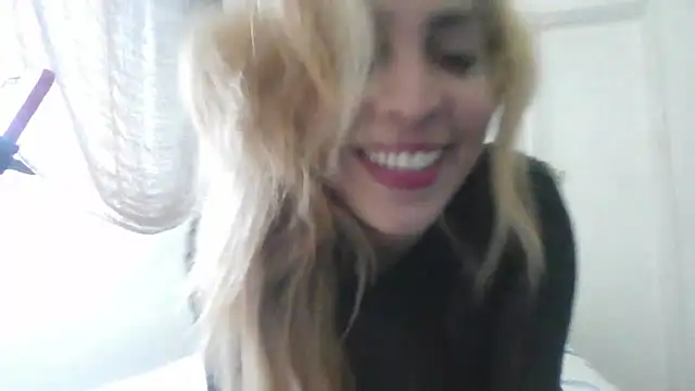 Gabrielleof online show from March 11, 2025, 5:02 pm