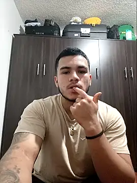 Snapshot of jeisonstark chatting on September 28, 2025, 10:06 pm jeisonstark online show from September 28, 2025, 10:06 pm