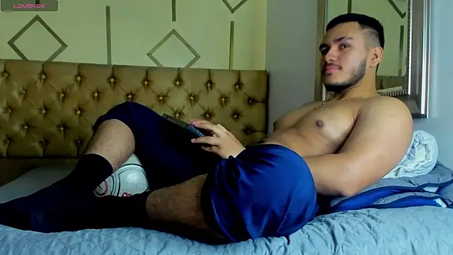 Snapshot of jeisonstark chatting on September 15, 2025, 7:14 pm jeisonstark online show from September 15, 2025, 7:14 pm