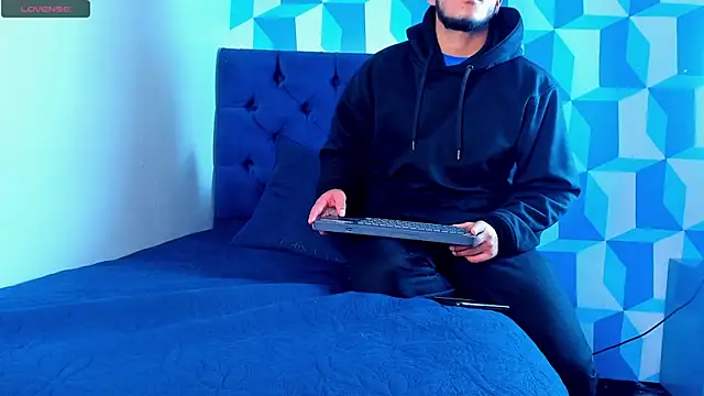 Snapshot of jeisonstark chatting on March 18, 2025, 6:06 pm jeisonstark online show from March 18, 2025, 6:06 pm