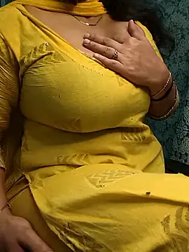 Snapshot of Anamika_Kapoor chatting on May 9, 2026, 2:26 am Anamika Kapoor online show from May 9, 2026, 2:26 am