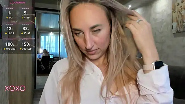 lady Nati online show from October 23, 2025, 1:43 pm