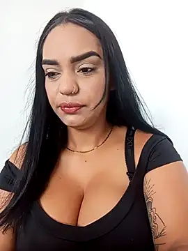 Snapshot of Sara-77 chatting on October 24, 2025, 3:00 pm Sara-77 online show from October 24, 2025, 3:00 pm