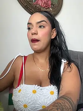 Snapshot of Sara-77 chatting on December 18, 2025, 5:50 pm Sara-77 online show from December 18, 2025, 5:50 pm