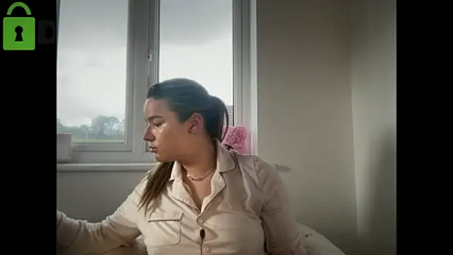 maisiesmithx online show from February 6, 2026, 2:46 pm