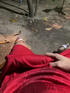 Snapshot of Erick-90 chatting on October 29, 2025, 5:39 am Erick-90 online show from October 29, 2025, 5:39 am