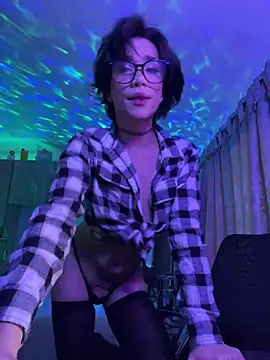 Snapshot of sue___0 chatting on February 1, 2025, 11:16 pm sue   0 online show from February 1, 2025, 11:16 pm