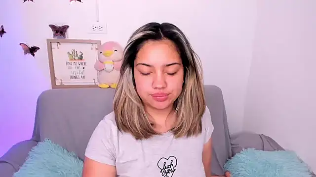 Snapshot of caramelita_ostos chatting on March 16, 2025, 11:48 pm caramelita ostos online show from March 16, 2025, 11:48 pm