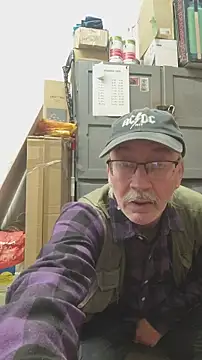 Snapshot of loverboyxxx69 chatting on November 21, 2025, 11:20 am loverboyxxx69 online show from November 21, 2025, 11:20 am