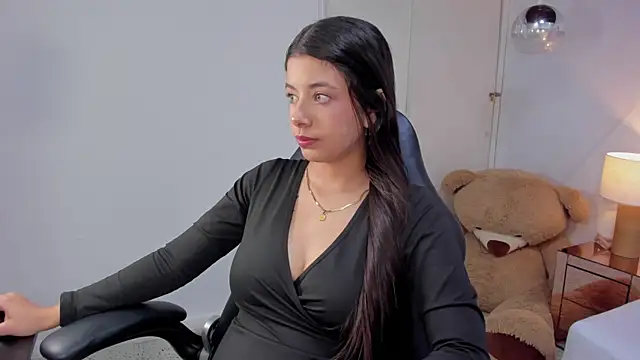 Snapshot of coraltaylor chatting on April 11, 2026, 8:56 pm coraltaylor online show from April 11, 2026, 8:56 pm