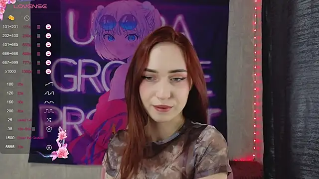 Snapshot of Emily_Klein_ chatting on January 19, 2025, 7:04 am Emily Klein online show from January 19, 2025, 7:04 am