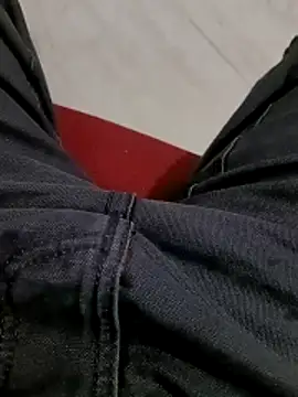 SuranSexy33 online show from April 15, 2026, 1:59 pm