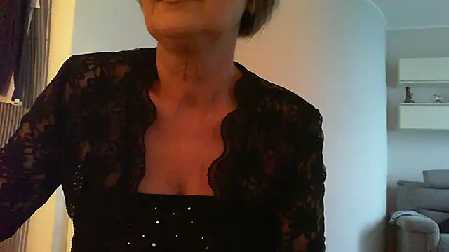   Angel78   online show from October 31, 2025, 2:02 pm