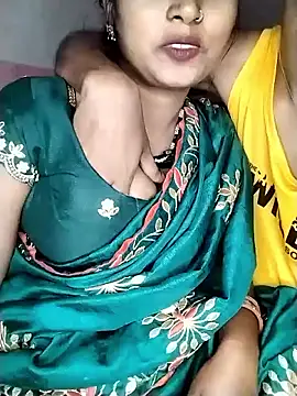 Snapshot of Indian_Lust_Couple chatting on March 6, 2026, 4:51 am Indian Lust Couple online show from March 6, 2026, 4:51 am