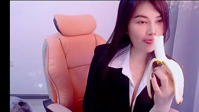 Little-sweet online show from November 24, 2025, 1:38 am