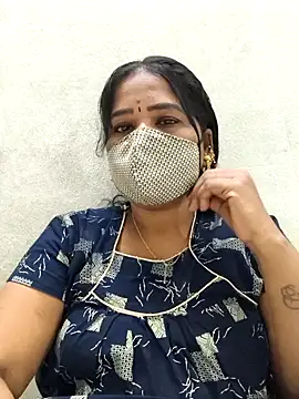 Snapshot of MaaliiiPonuTamil chatting on February 16, 2026, 2:27 pm MaaliiiPonuTamil online show from February 16, 2026, 2:27 pm