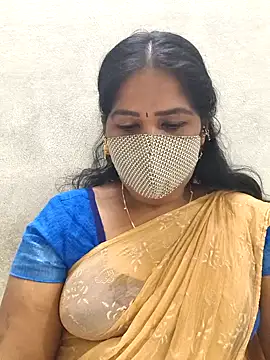 Snapshot of MaaliiiPonuTamil chatting on February 10, 2026, 2:16 pm MaaliiiPonuTamil online show from February 10, 2026, 2:16 pm