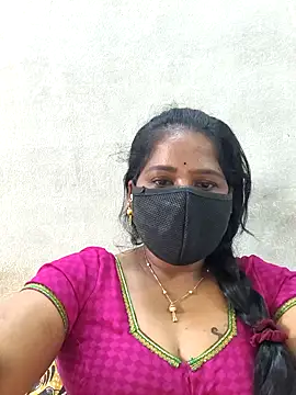 Snapshot of MaaliiiPonuTamil chatting on June 25, 2026, 4:54 am MaaliiiPonuTamil online show from June 25, 2026, 4:54 am