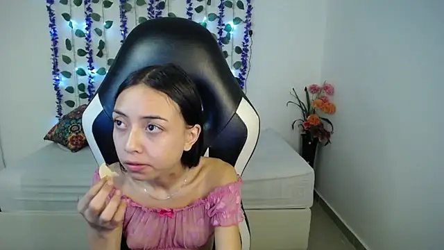 NathaliaSweet 11 online show from March 13, 2026, 2:44 pm