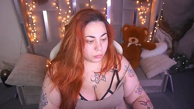 Kittywakee online show from March 12, 2026, 11:31 pm