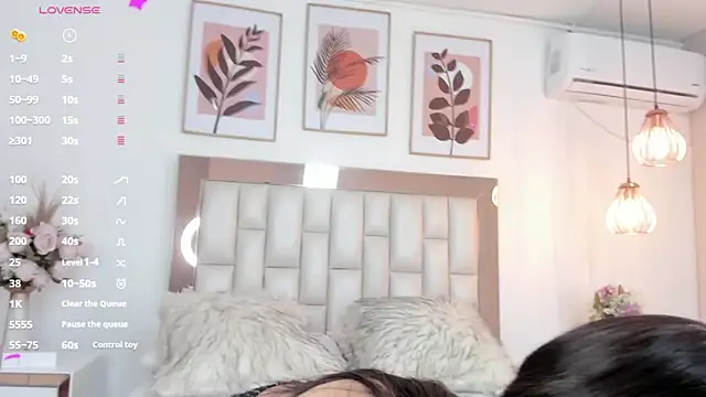 Snapshot of Kim_miller4 chatting on March 14, 2025, 7:34 pm Kim miller4 online show from March 14, 2025, 7:34 pm