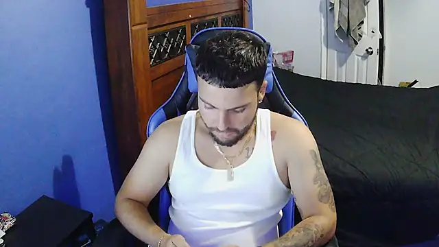 MasterKvn online show from November 4, 2025, 7:34 am