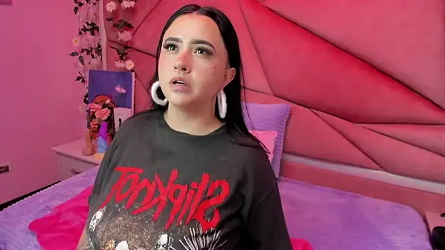 Snapshot of Victoria_Rossy chatting on September 27, 2025, 7:53 pm Victoria Rossy online show from September 27, 2025, 7:53 pm