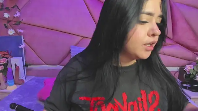 Snapshot of Victoria_Rossy chatting on September 21, 2025, 9:20 pm Victoria Rossy online show from September 21, 2025, 9:20 pm