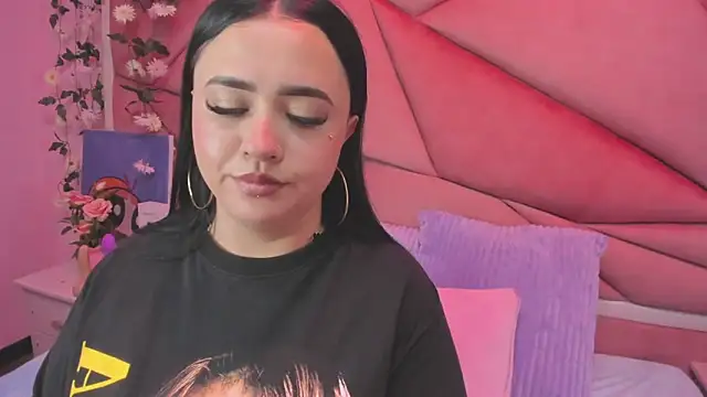 Snapshot of Victoria_Rossy chatting on September 26, 2025, 7:43 pm Victoria Rossy online show from September 26, 2025, 7:43 pm