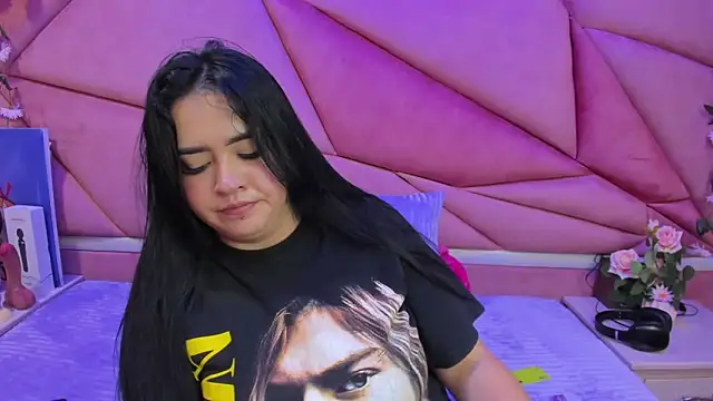 Snapshot of Victoria_Rossy chatting on September 19, 2025, 7:40 pm Victoria Rossy online show from September 19, 2025, 7:40 pm