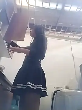 Snapshot of karla_bertulucci chatting on March 22, 2025, 10:26 pm karla bertulucci online show from March 22, 2025, 10:26 pm