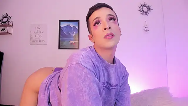 Snapshot of Nyx__Blackwood chatting on October 20, 2025, 10:43 pm Nyx Blackwood online show from October 20, 2025, 10:43 pm