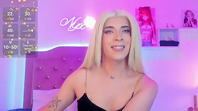 Snapshot of Nyx__Blackwood chatting on March 19, 2025, 10:20 pm Nyx Blackwood online show from March 19, 2025, 10:20 pm