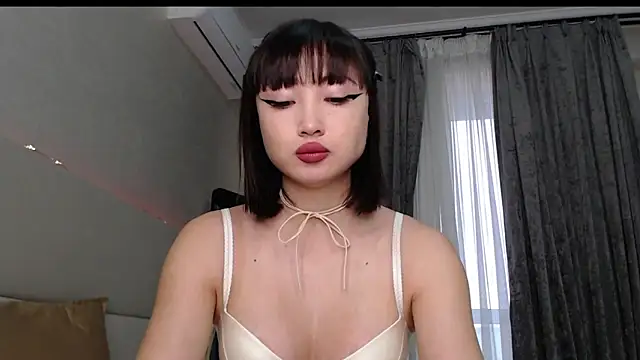 MiaRie online show from March 21, 2026, 3:41 am