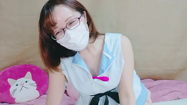 Snapshot of Arisa_san__ chatting on December 3, 2024, 10:12 am Arisa san online show from December 3, 2024, 10:12 am