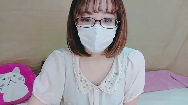 Snapshot of Arisa_san__ chatting on December 13, 2024, 11:39 pm Arisa san online show from December 13, 2024, 11:39 pm