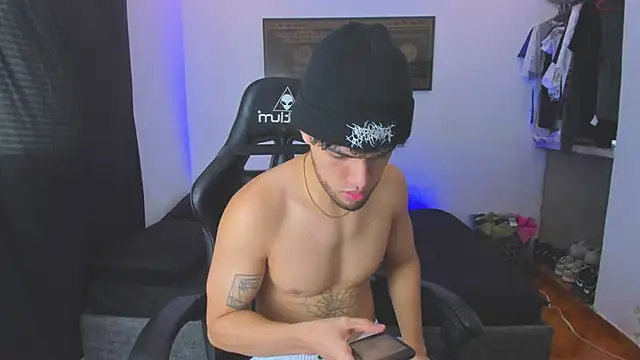 daddy jhons online show from September 25, 2025, 4:46 pm