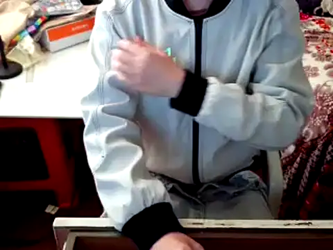 hotkaier online show from March 23, 2026, 7:08 am