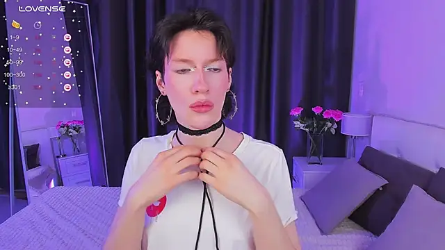 Kolette Gray online show from March 7, 2025, 7:08 am