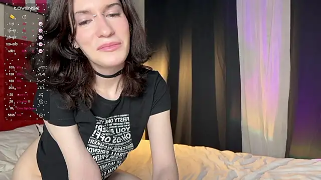 Snapshot of Kolette_Gray chatting on March 5, 2026, 4:53 am Kolette Gray online show from March 5, 2026, 4:53 am