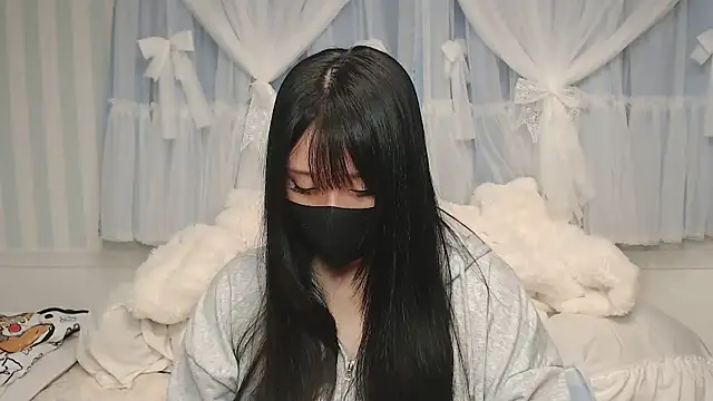 Snapshot of yua0727 chatting on February 6, 2026, 2:02 pm yua0727 online show from February 6, 2026, 2:02 pm