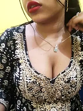 Snapshot of Sania-Love chatting on October 17, 2025, 12:58 am Sania-Love online show from October 17, 2025, 12:58 am