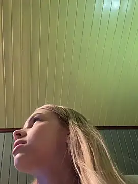 Alice1 secret online show from November 4, 2025, 3:05 pm