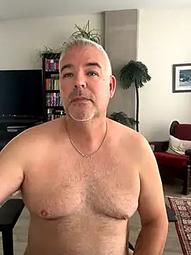 Snapshot of aarosteev2 chatting on October 19, 2025, 1:25 pm aarosteev2 online show from October 19, 2025, 1:25 pm