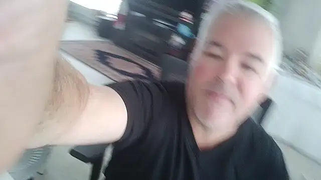 Snapshot of aarosteev2 chatting on November 25, 2025, 5:02 pm aarosteev2 online show from November 25, 2025, 5:02 pm