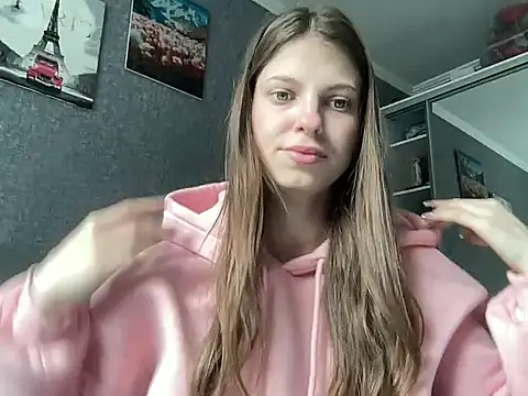 Snapshot of felicity_gold chatting on April 21, 2026, 10:33 am felicity gold online show from April 21, 2026, 10:33 am