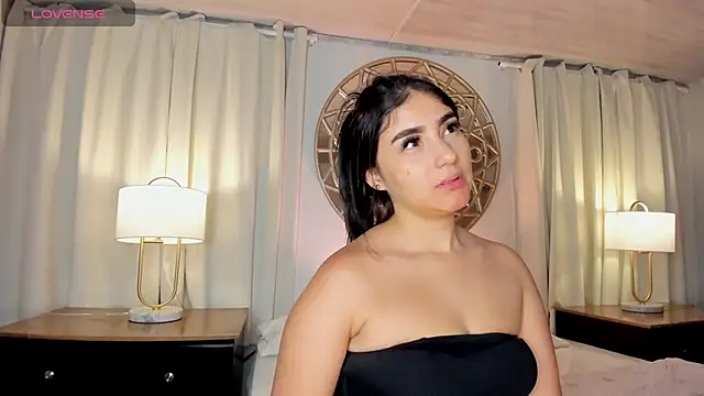 Snapshot of Belliinda_21 chatting on June 12, 2026, 7:11 pm Belliinda 21 online show from June 12, 2026, 7:11 pm